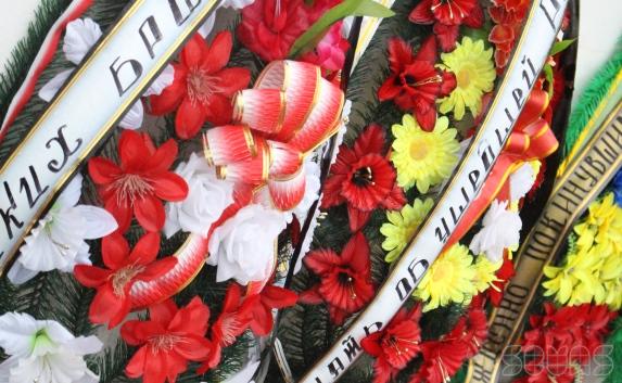 ​В Севастополе утвердили стоимость похорон